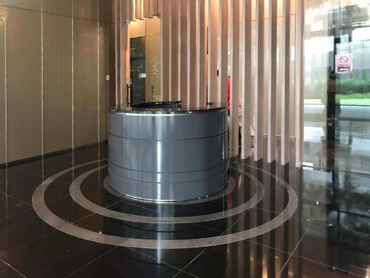 Sky Suites Klcc By Luna Куала Лумпур Екстериор снимка