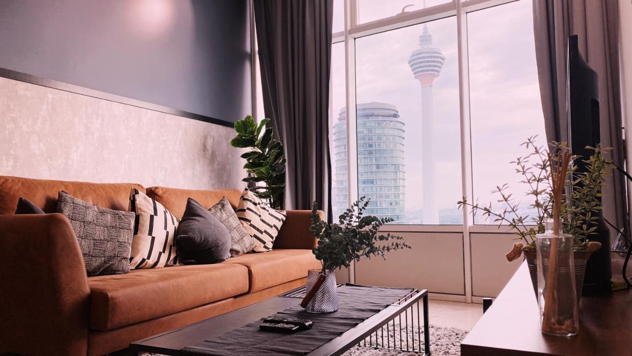 Sky Suites Klcc By Luna Куала Лумпур Екстериор снимка